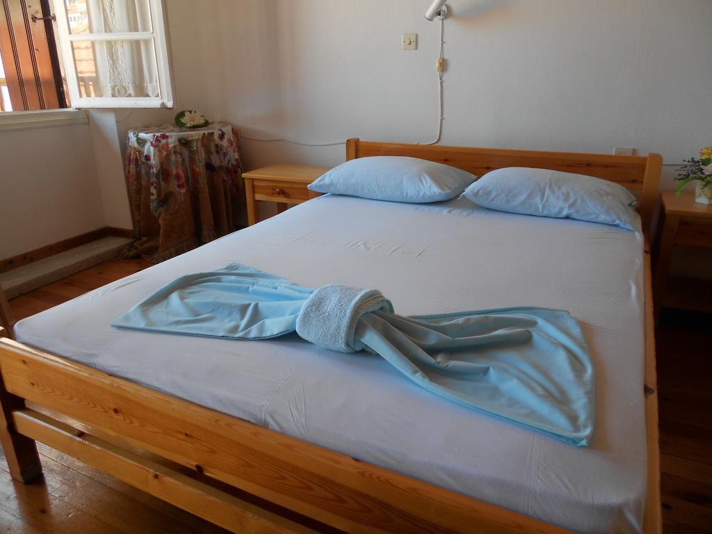 Aggela Guesthouse Skopelos Pokoj fotografie